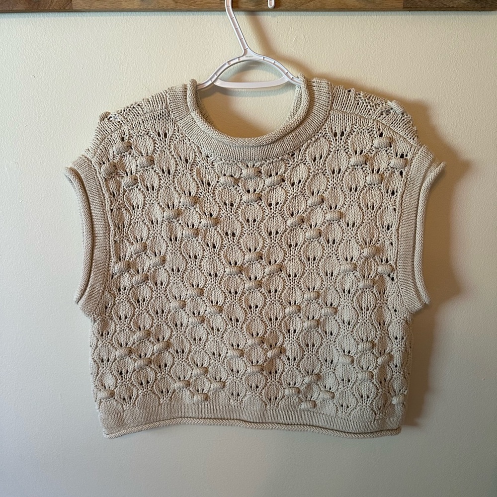 Zara Cream Textured Knit Sweater vest